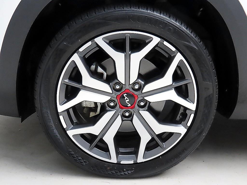 기아 셀토스 1.6 가솔린 2WD 시그니처 - 이미지 14