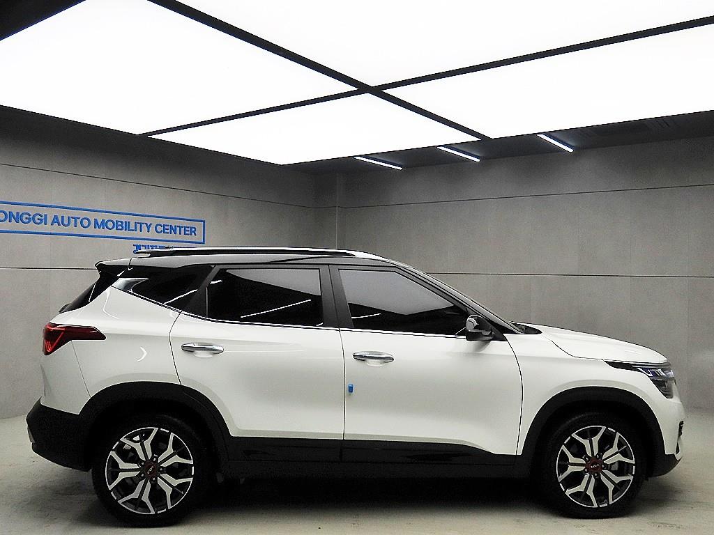 기아 셀토스 1.6 가솔린 2WD 시그니처 - 이미지 7