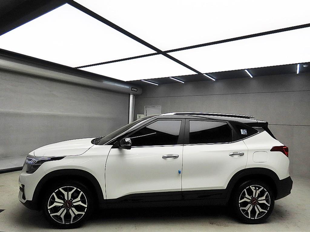 기아 셀토스 1.6 가솔린 2WD 시그니처 - 이미지 18