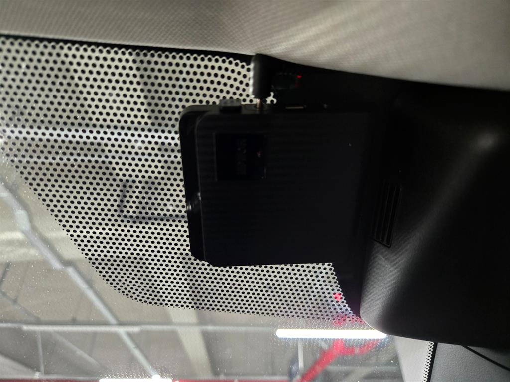 랜드로버 레인지로버 이보크(2세대) 2.0 D150 S - 이미지 9