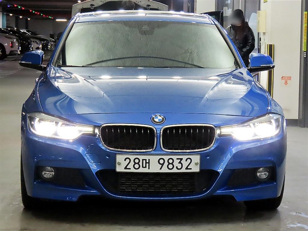 BMW 3시리즈(6세대) 320i M 스포츠 - 이미지 7