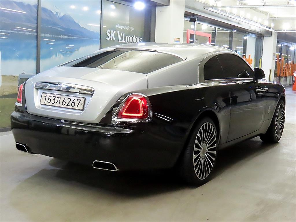 롤스로이스 레이스 6.6 V12 - 이미지 4