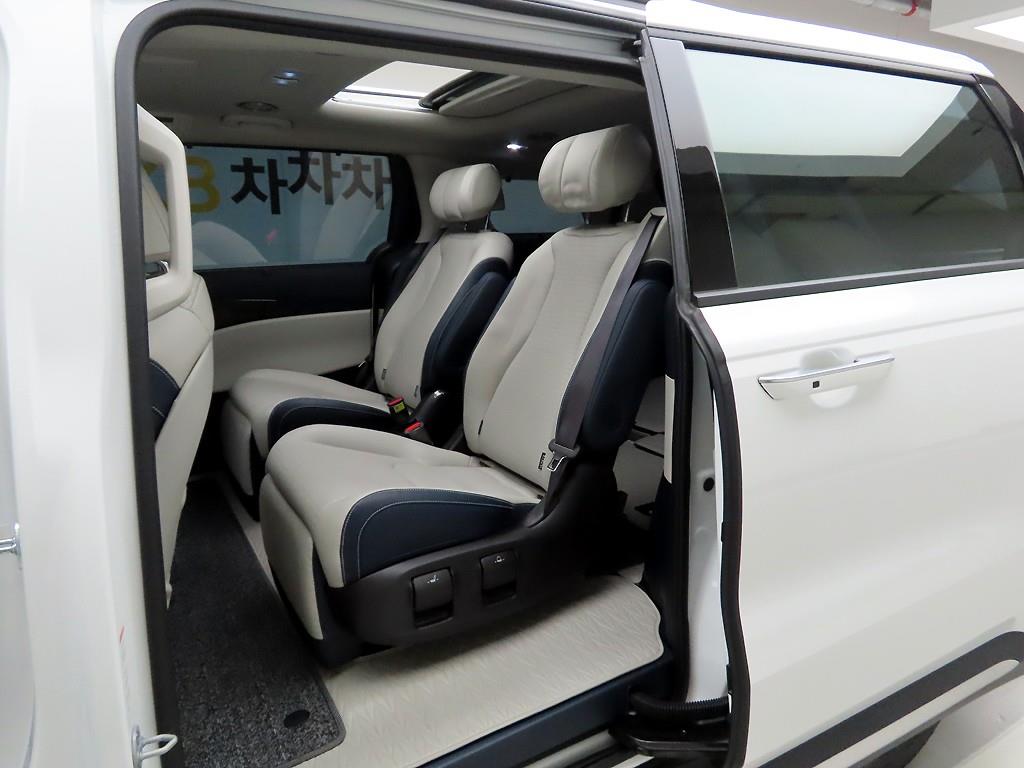 기아 더 뉴카니발 하이브리드(KA4) 1.6 HEV 7인승 시그니처 - 이미지 16