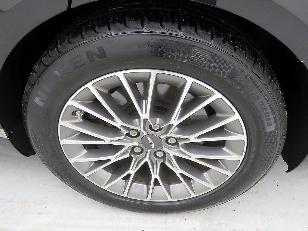 제네시스 더 올뉴G80 가솔린 2.5 2WD 기본형 - 이미지 14