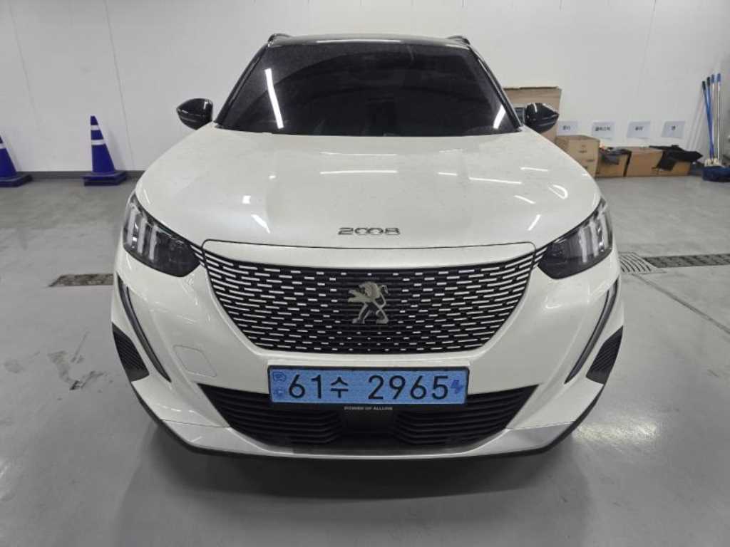 푸조 2008(2세대) e-2008 GT - 이미지 5