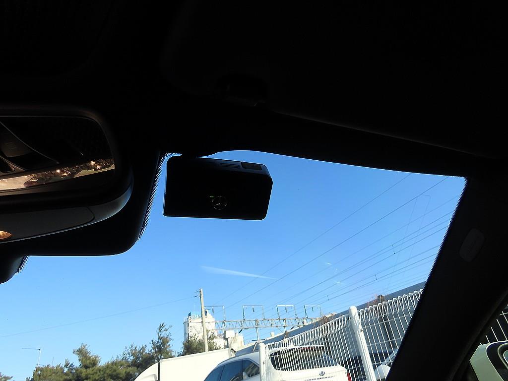 벤츠 C클래스(4세대) C200 쿠페 - 이미지 8