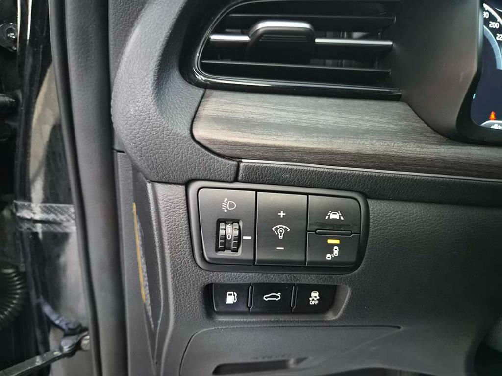 기아 K7 프리미어 2.2 디젤 노블레스 - 이미지 18