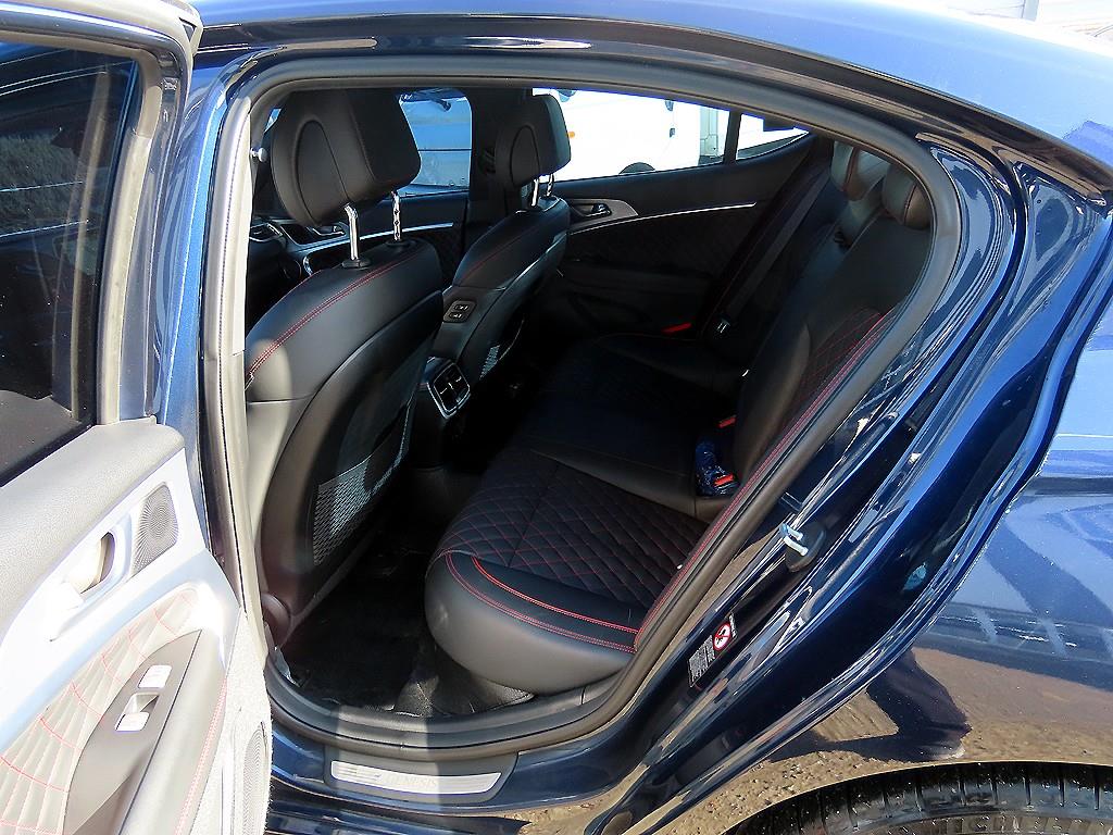 제네시스 G70 3.3T 스포츠 AWD 프레스티지 - 이미지 11