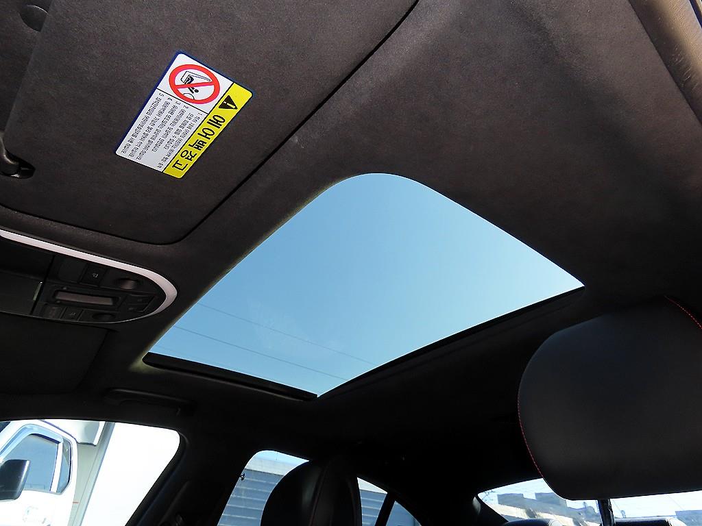 제네시스 G70 3.3T 스포츠 AWD 프레스티지 - 이미지 19