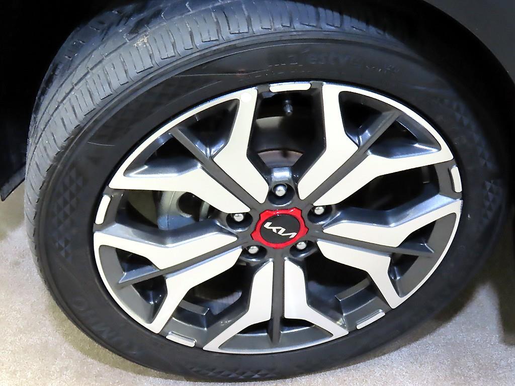 기아 셀토스 1.6 디젤 2WD 프레스티지 - 이미지 19