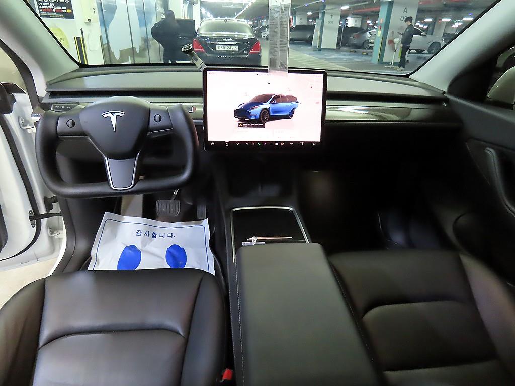 테슬라 모델 Y AWD 롱 레인지 - 이미지 7