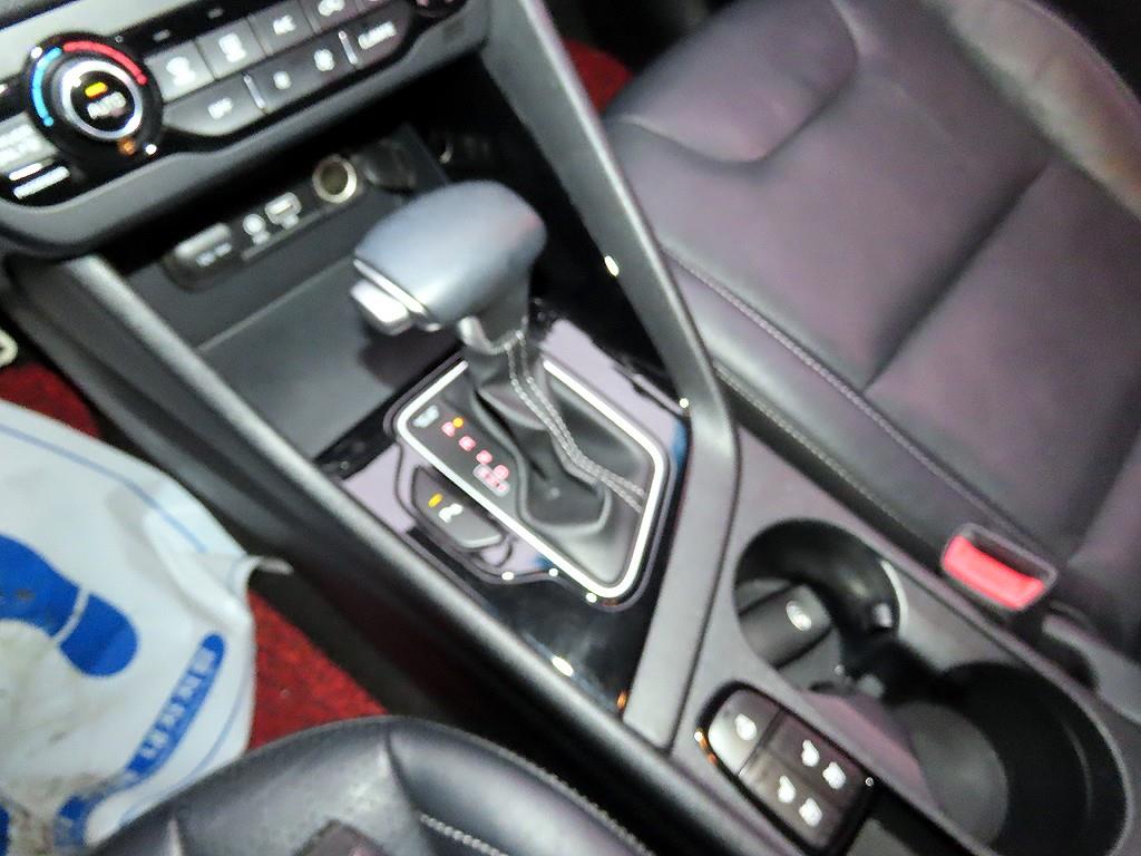 기아 니로 1.6 하이브리드 노블레스 - 이미지 4