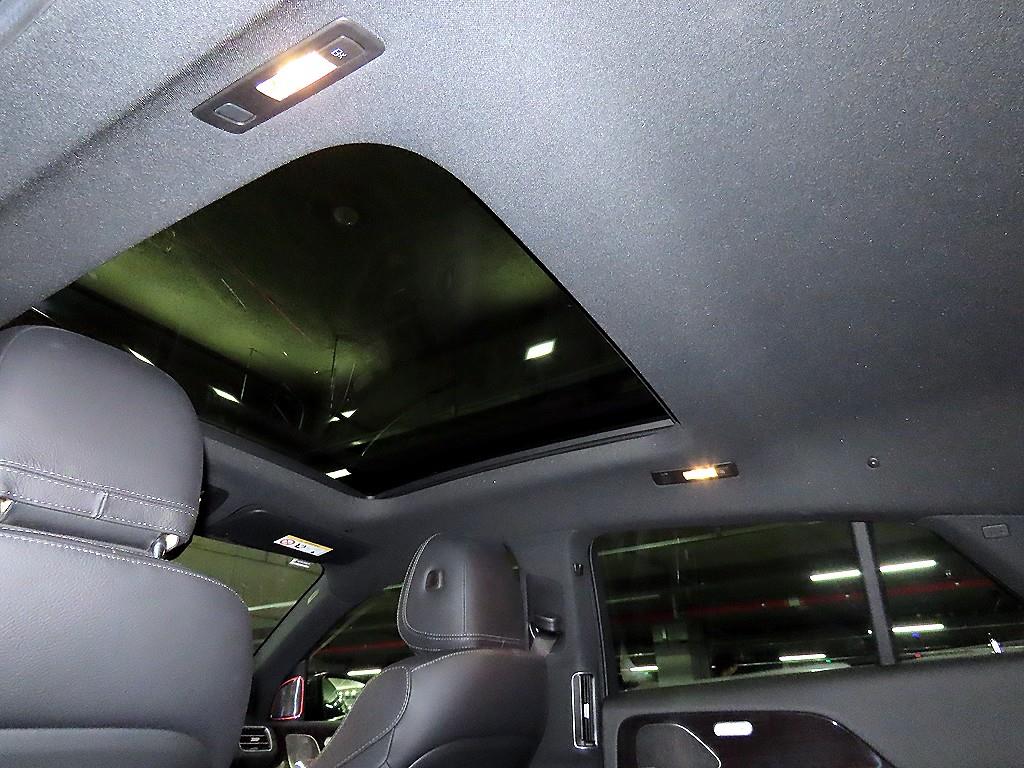 벤츠 GLE클래스(4세대) GLE 400d 4매틱 쿠페 - 이미지 9