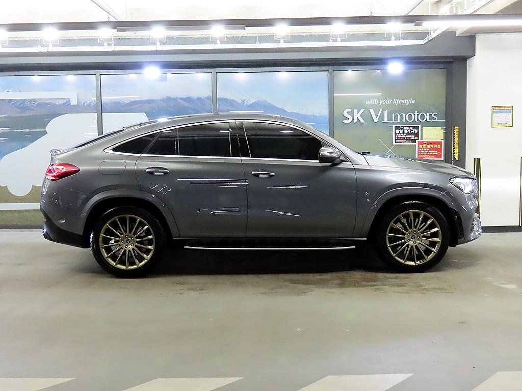 벤츠 GLE클래스(4세대) GLE 400d 4매틱 쿠페 - 이미지 14