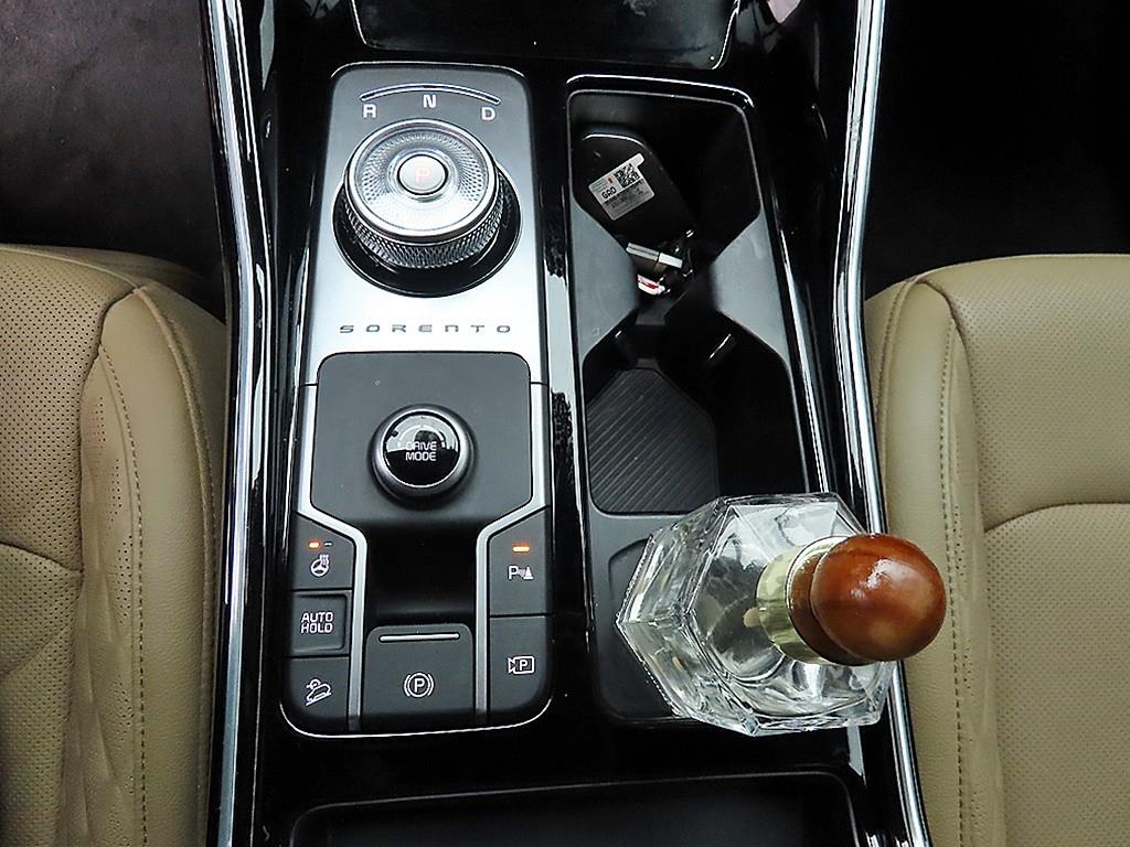 기아 더 뉴쏘렌토 하이브리드(MQ4) 1.6 HEV 2WD 시그니처 그래비티 - 이미지 12