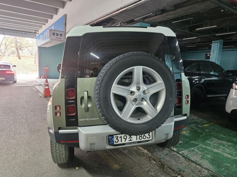 랜드로버 올 뉴 디펜더 90 D250 SE - 이미지 2