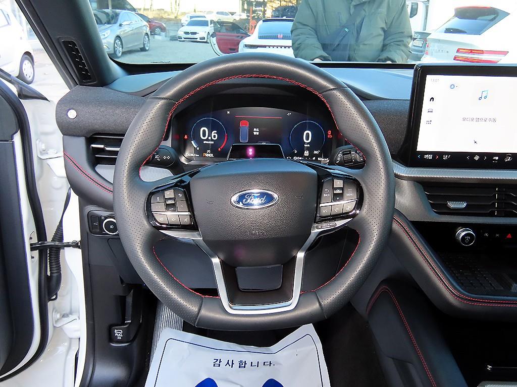 포드 익스플로러(6세대) 2.3 AWD ST라인 - 이미지 17