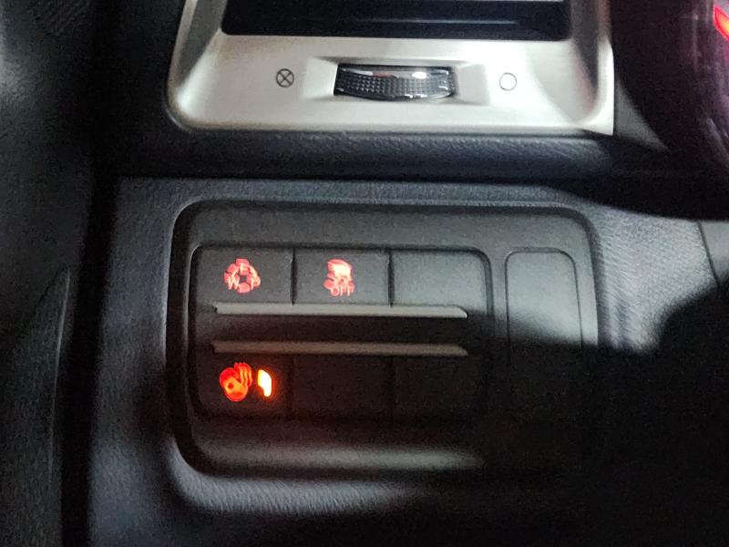 KG모빌리티(쌍용) 티볼리 가솔린 2WD LX 고급형 - 이미지 12