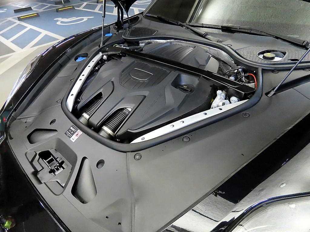 포르쉐 파나메라(3세대) 2.9 V6 4 E-HEV - 이미지 15