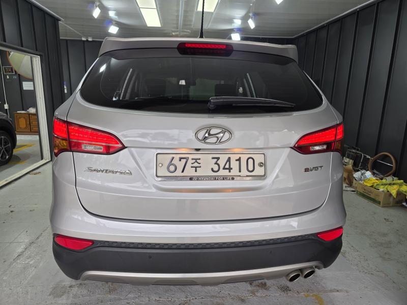 현대 싼타페(DM) 디젤 R2.0 2WD 익스클루시브 - 이미지 2