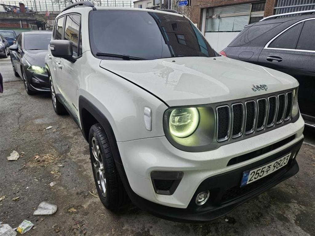 지프 레니게이드 2.4 가솔린 AWD 리미티드 - 이미지 13