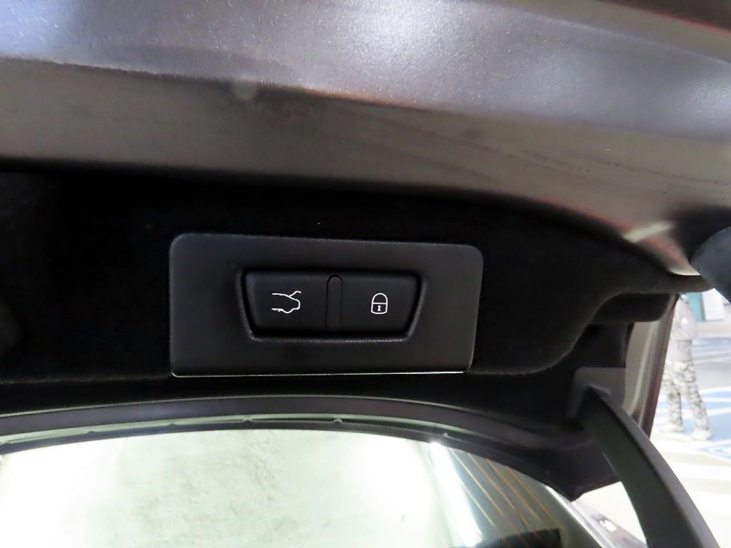 마세라티 기블리(3세대) 3.0S Q4 - 이미지 11