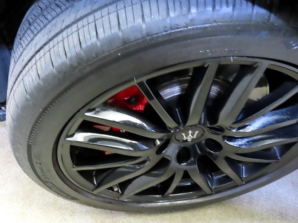 마세라티 기블리(3세대) 3.0S Q4 - 이미지 7