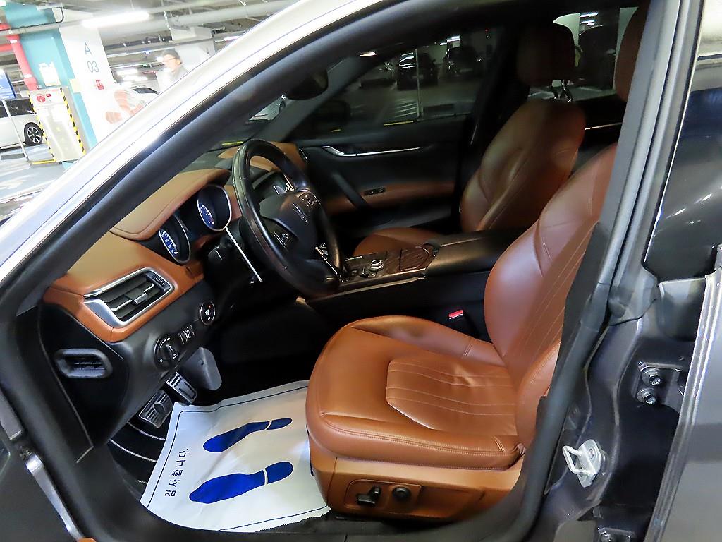 마세라티 기블리(3세대) 3.0S Q4 - 이미지 15