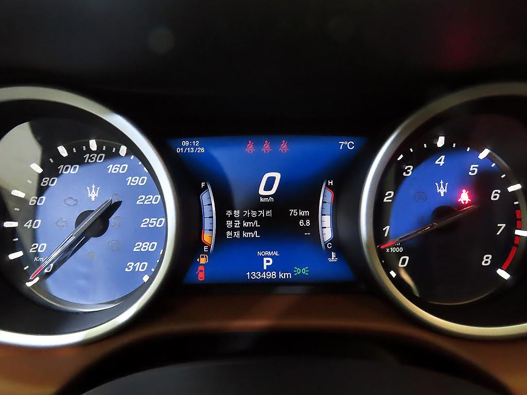 마세라티 기블리(3세대) 3.0S Q4 - 이미지 13