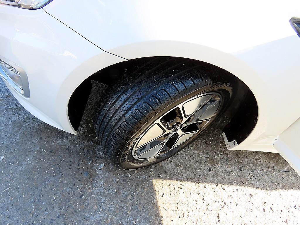 기아 K5 하이브리드 프레스티지 - 이미지 17