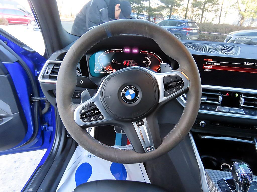 BMW 3시리즈(7세대) 320d M 스포츠팩 - 이미지 5