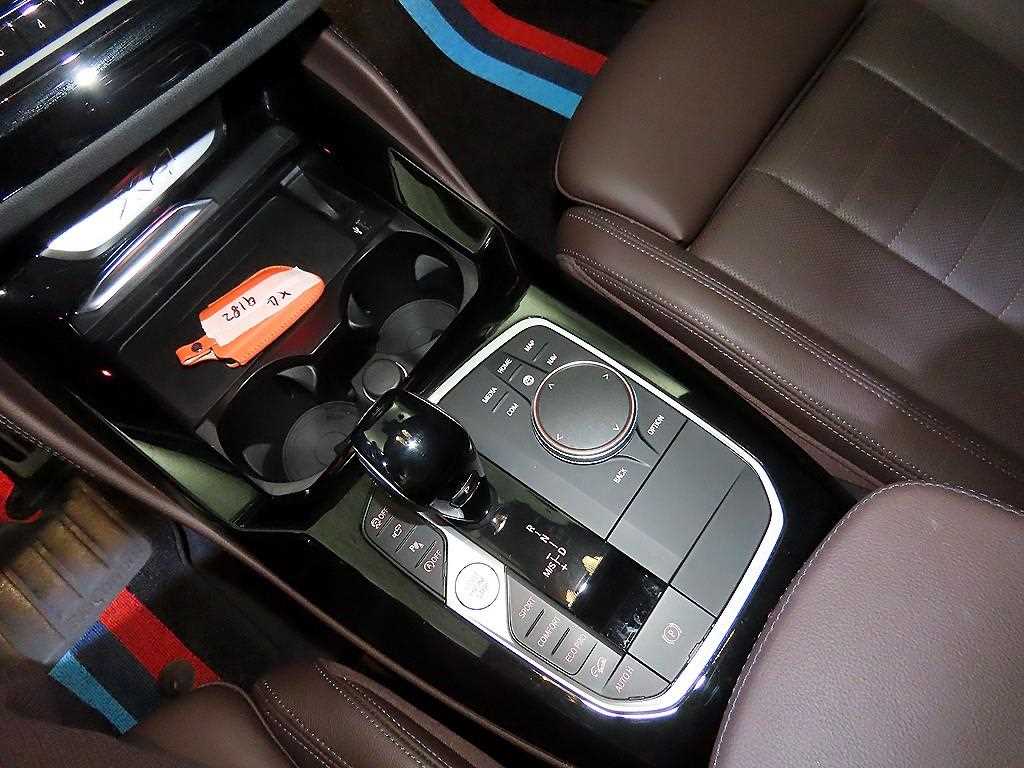 BMW X4(2세대) 20i xDrive M스포츠 프로 SE - 이미지 4