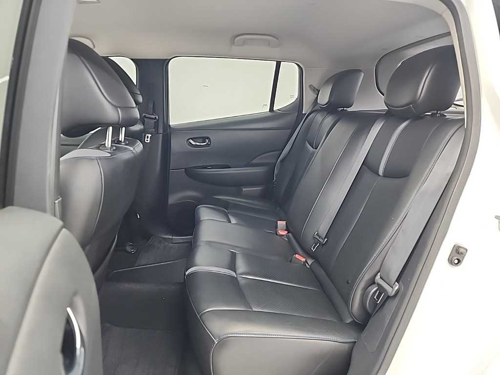 닛산 리프(2세대) EV SL - 이미지 15