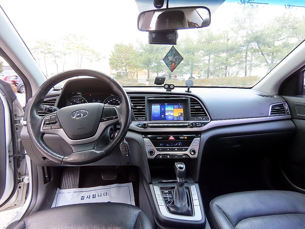 현대 아반떼AD 1.6 GDi 스마트 - 이미지 12