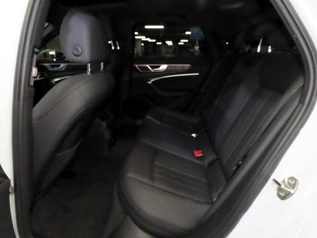 아우디 A6(5세대) 40 TDI 프리미엄 - 이미지 16