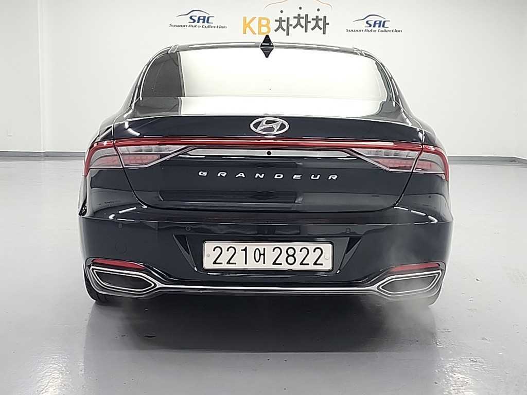 현대 더 뉴그랜저IG 가솔린 2.5 익스클루시브 - 이미지 18