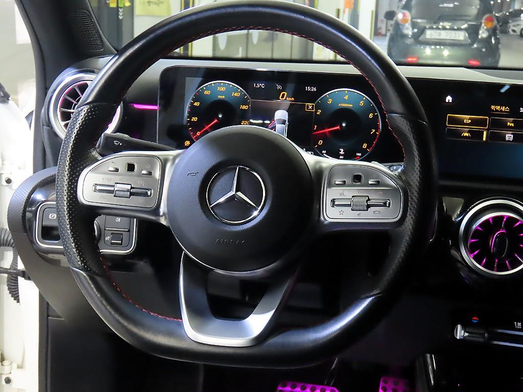 벤츠 A클래스(4세대) A250 4매틱 세단 - 이미지 7