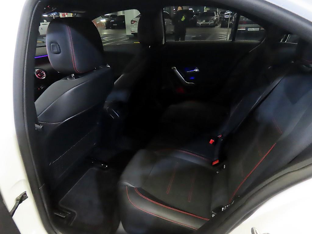 벤츠 A클래스(4세대) A250 4매틱 세단