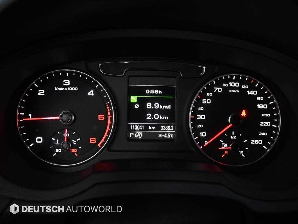 아우디 Q3 35 TDI 콰트로 스포츠 S라인 - 이미지 18