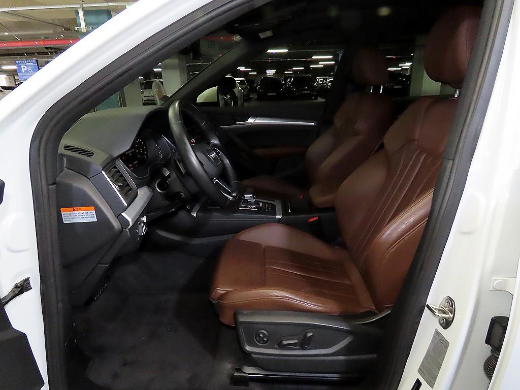 아우디 Q5(2세대) 40 TDI 콰트로 프리미엄 - 이미지 17