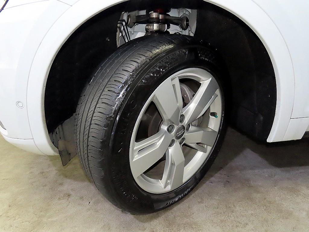 아우디 Q5(2세대) 40 TDI 콰트로 프리미엄 - 이미지 8