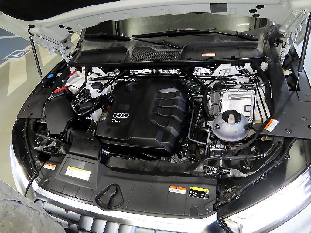 아우디 Q5(2세대) 40 TDI 콰트로 프리미엄 - 이미지 11