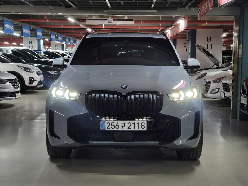 BMW X5(4세대) 40i xDrive M 스포츠팩 - 이미지 3
