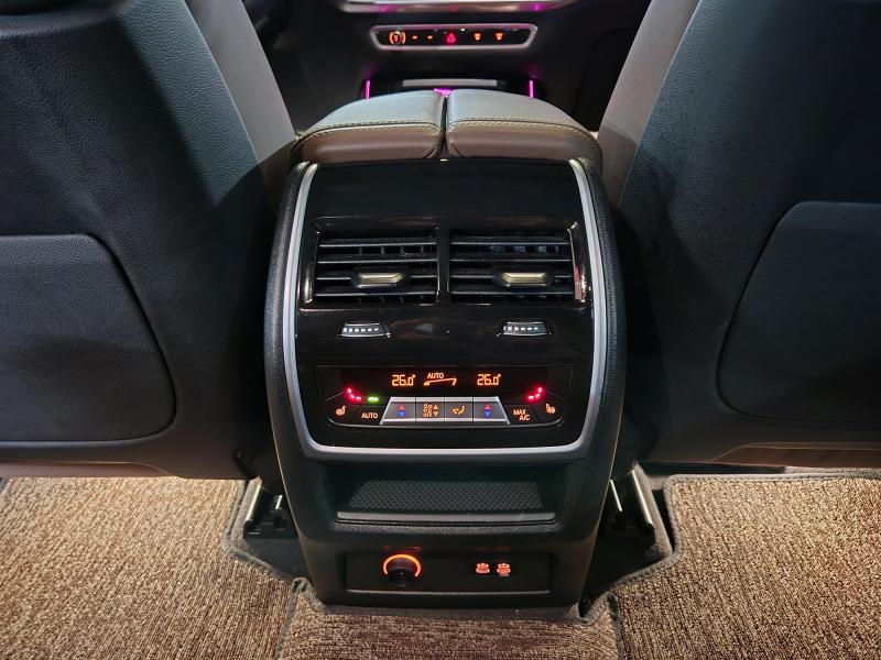 BMW X5(4세대) 40i xDrive M 스포츠팩 - 이미지 9