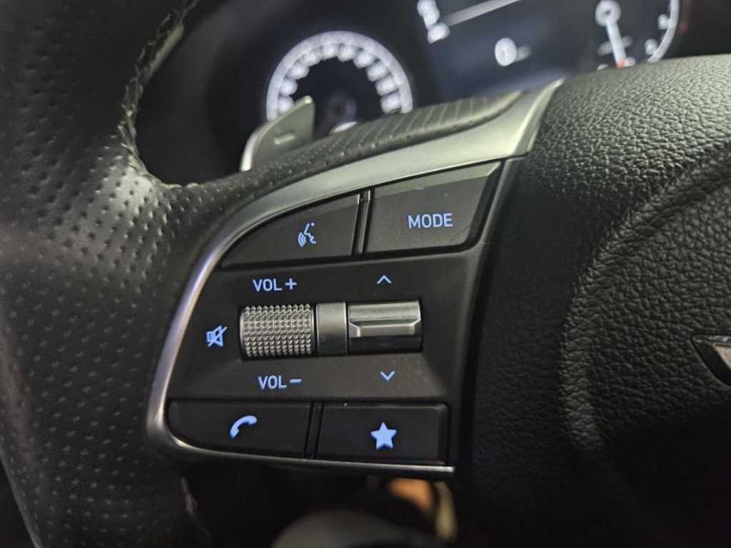 제네시스 더 뉴G70 가솔린 2.0T 2WD 기본형 - 이미지 12