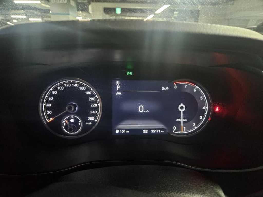 제네시스 더 뉴G70 가솔린 2.0T 2WD 기본형 - 이미지 5