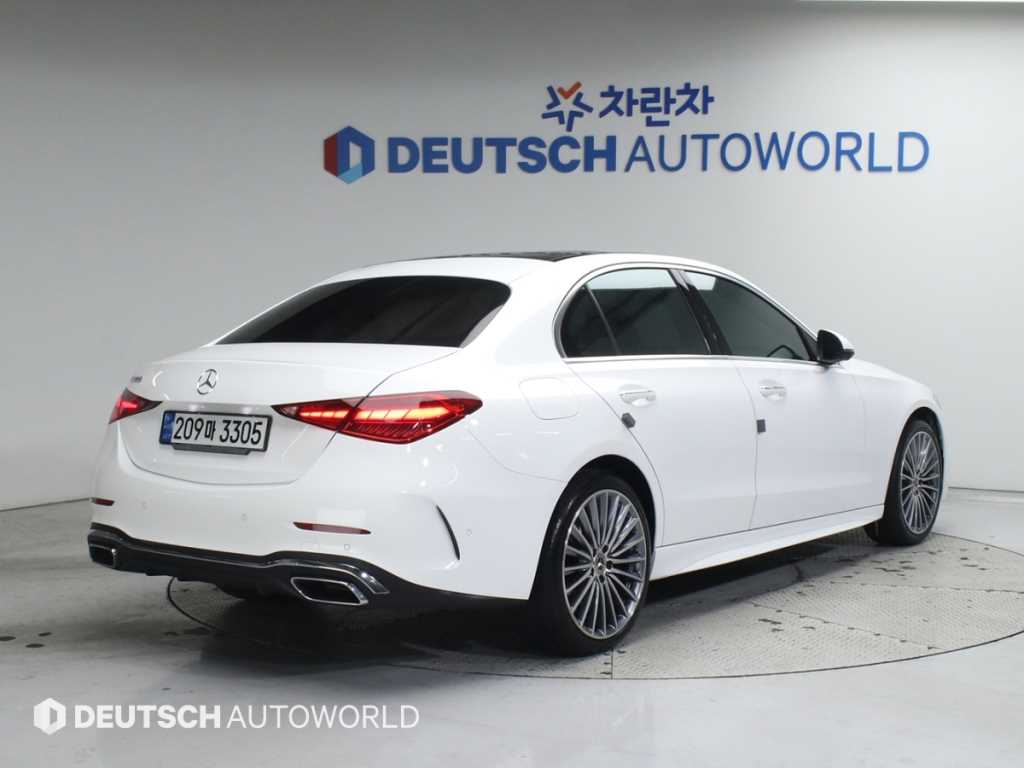 벤츠 C클래스(5세대) C300 AMG 라인 - 이미지 6