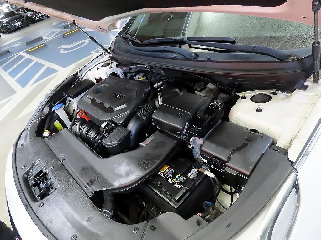 현대 LF쏘나타 2.4 GDi 익스클루시브 - 이미지 16