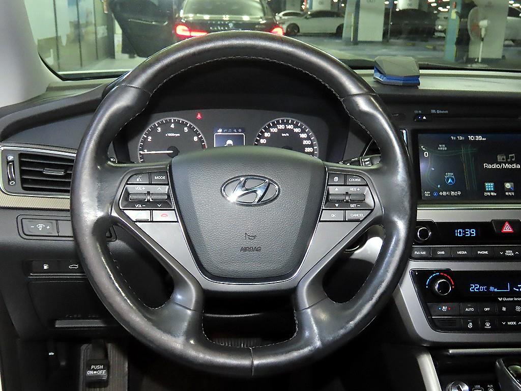 현대 LF쏘나타 2.4 GDi 익스클루시브 - 이미지 2