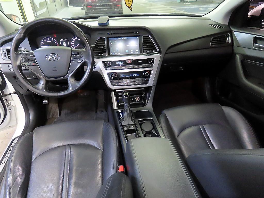 현대 LF쏘나타 2.4 GDi 익스클루시브 - 이미지 10